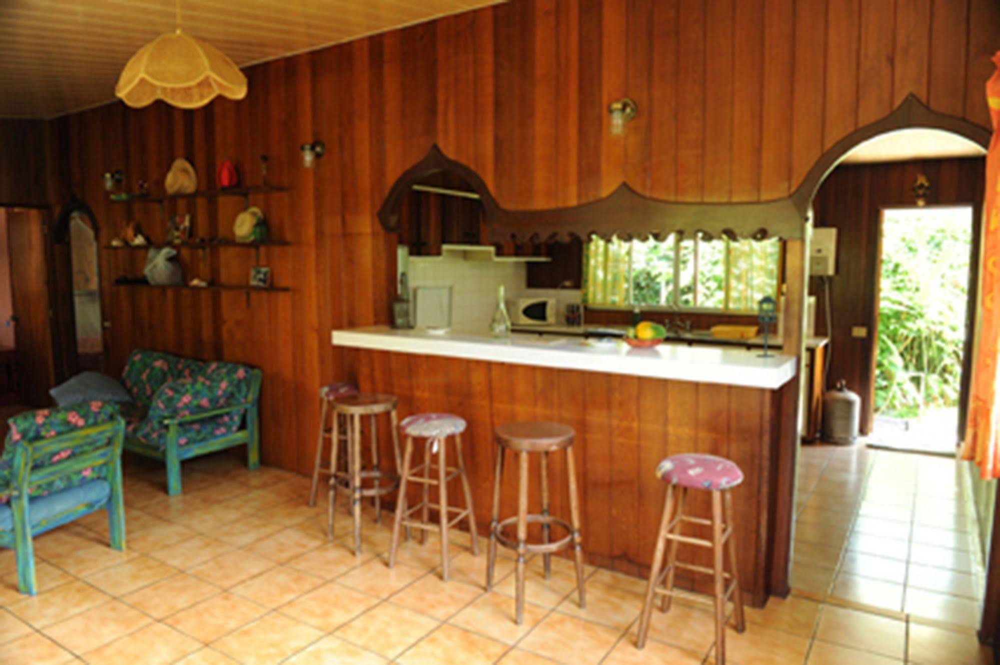 Pension Te Miti - Plage-Beach 200M - Mahana Parc & Vaiava Beach Pk18 - B&B Chambres Ou Dortoir Punaauia  Exterior photo